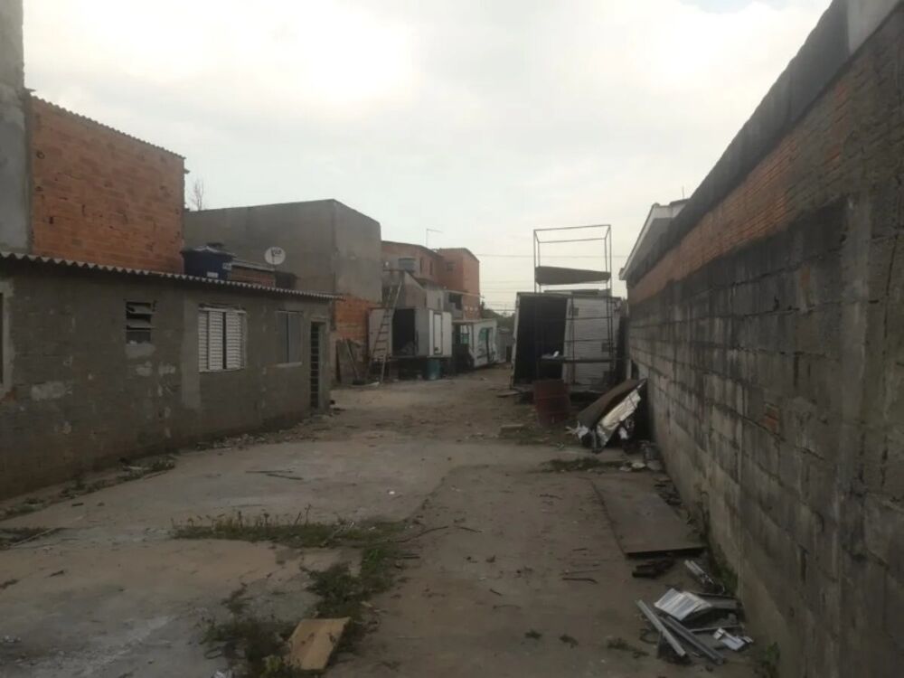 Loteamento e Condomínio, 640 m² - Foto 2