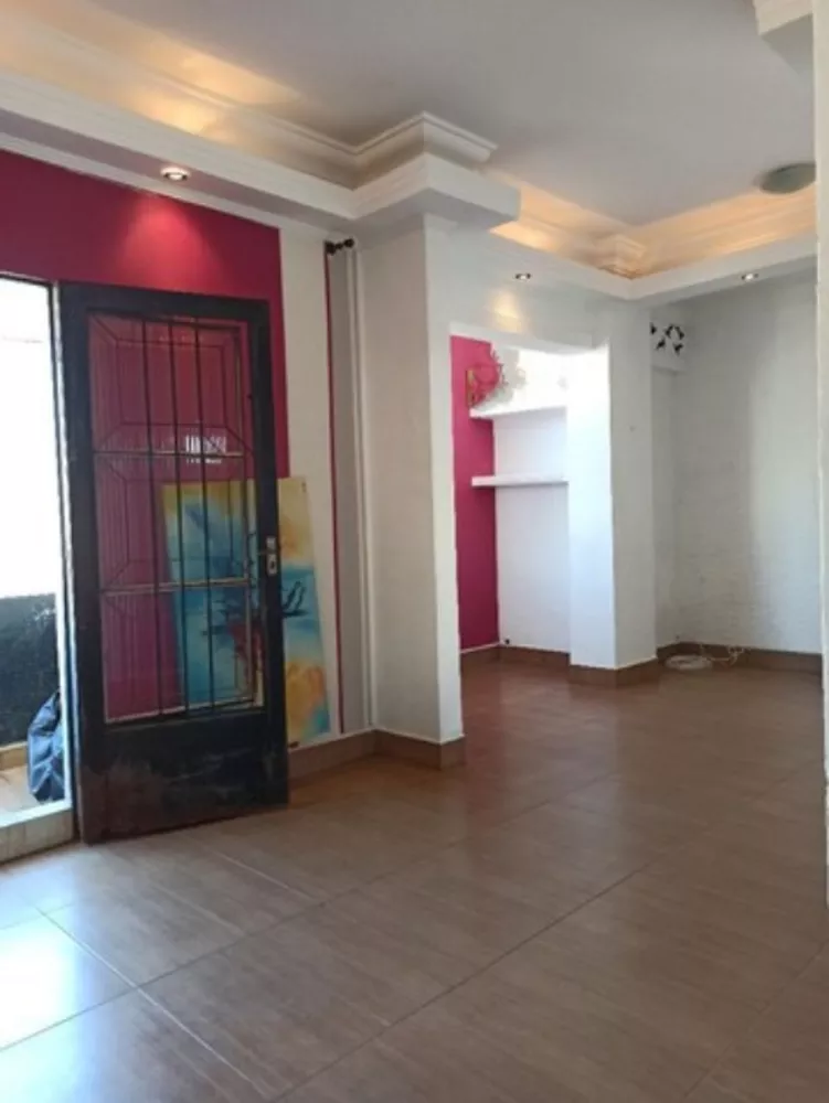 Apartamento à venda com 3 quartos, 117m² - Foto 2