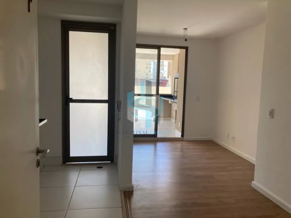 Apartamento à venda com 2 quartos, 141m² - Foto 1