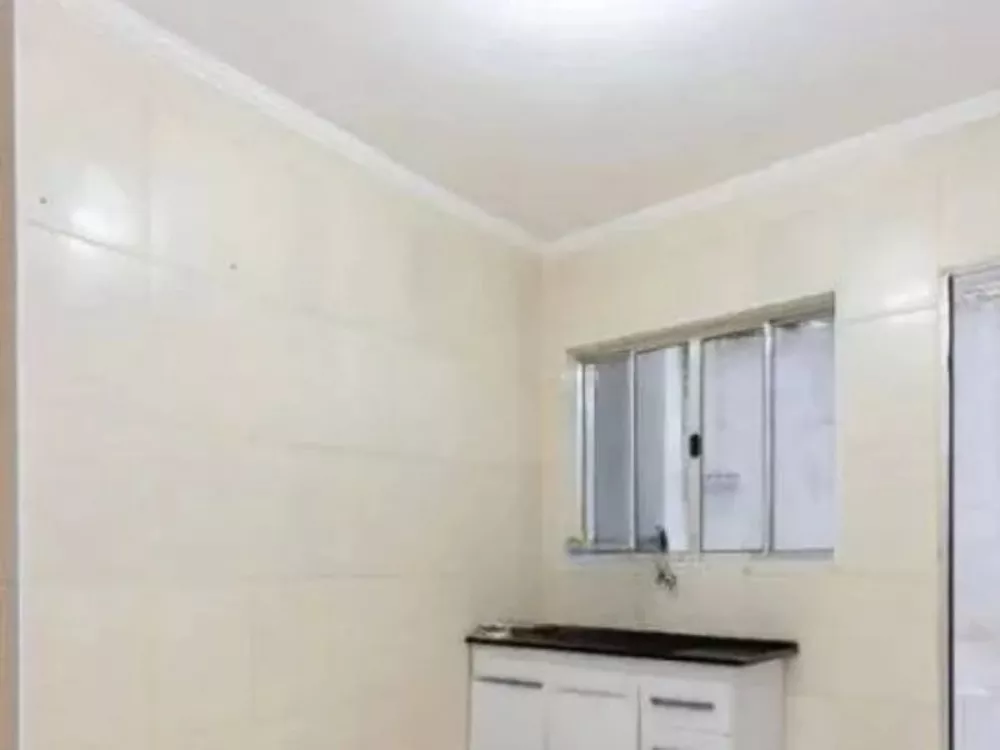 Casa à venda com 2 quartos, 70m² - Foto 13