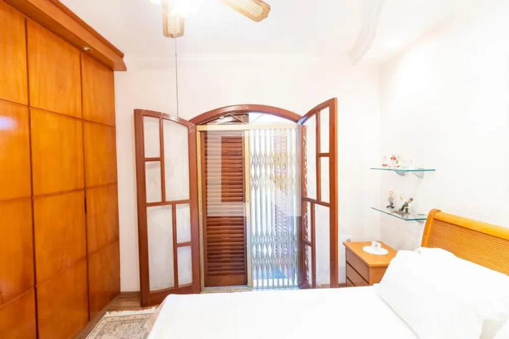 Casa, 3 quartos, 227 m² - Foto 2
