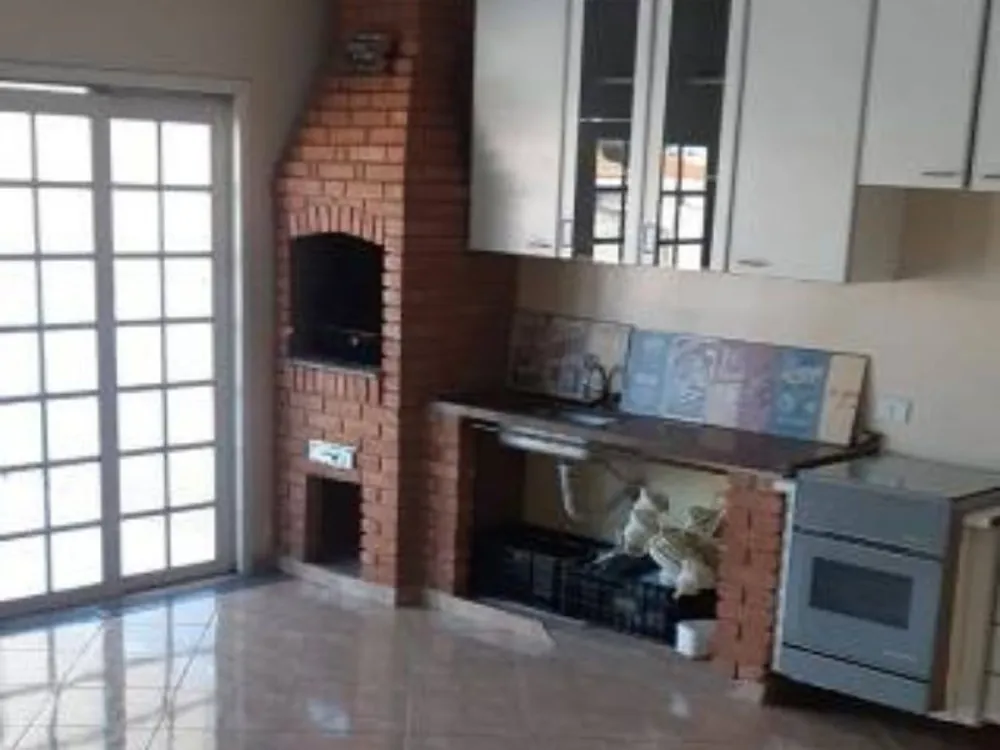 Casa, 3 quartos, 240 m² - Foto 1