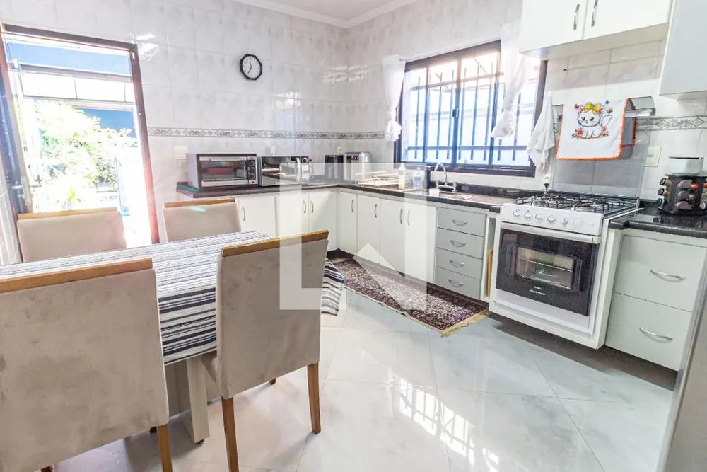 Casa, 3 quartos, 200 m² - Foto 7