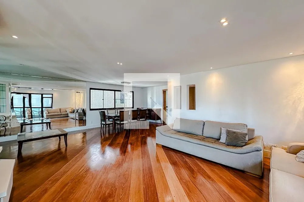 Apartamento, 3 quartos, 220 m² - Foto 1