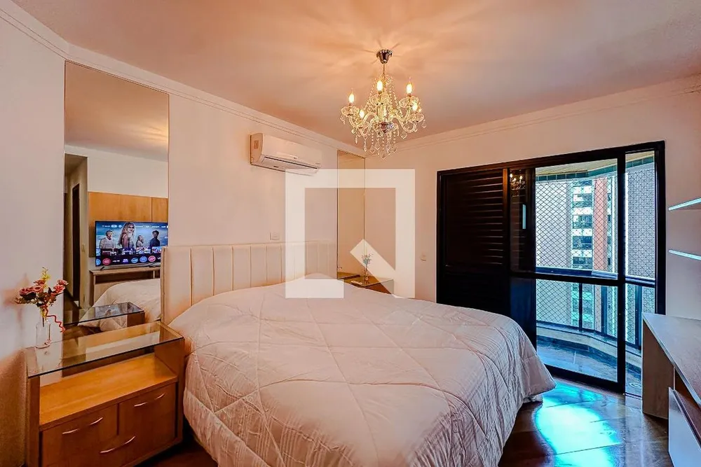 Apartamento, 3 quartos, 220 m² - Foto 2