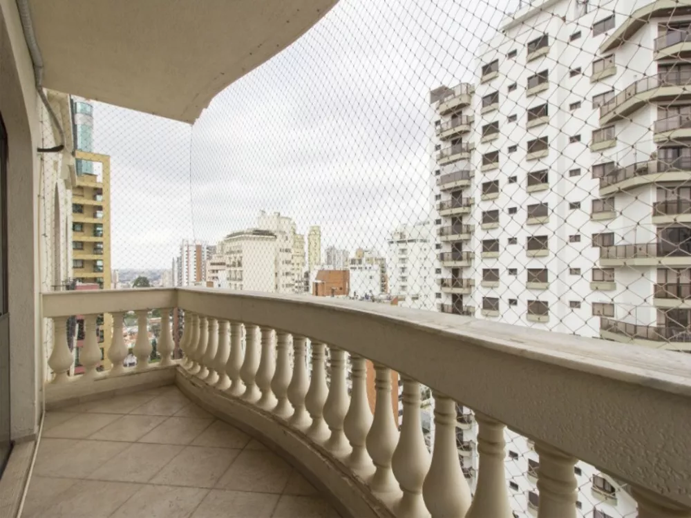 Apartamento à venda com 4 quartos, 244m² - Foto 2