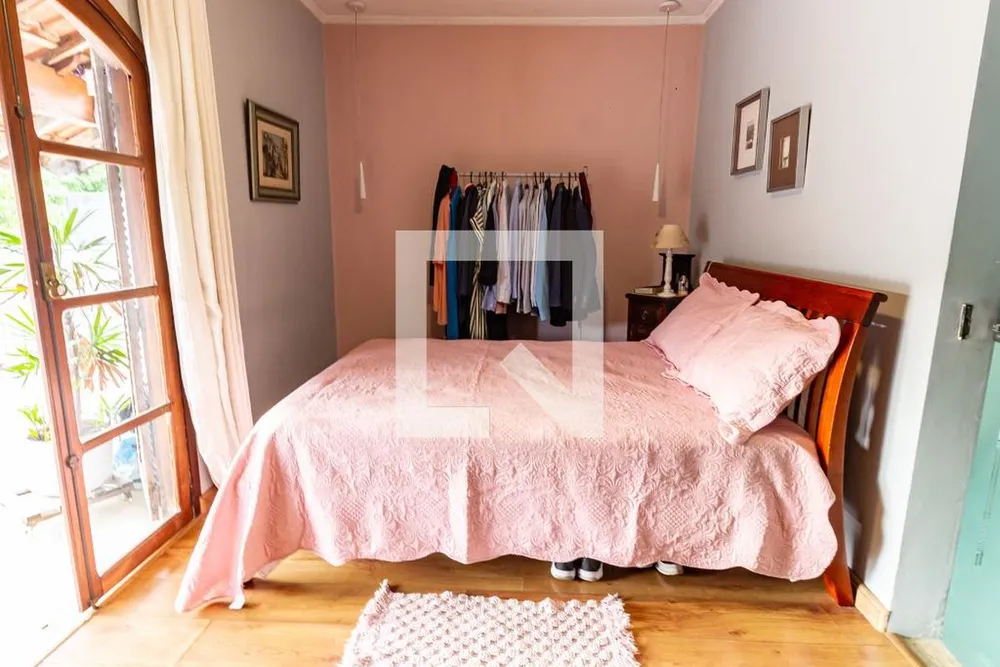 Casa, 3 quartos, 228 m² - Foto 4