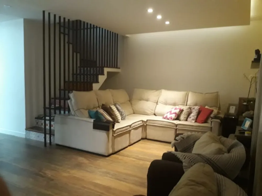 Casa, 3 quartos, 312 m² - Foto 1