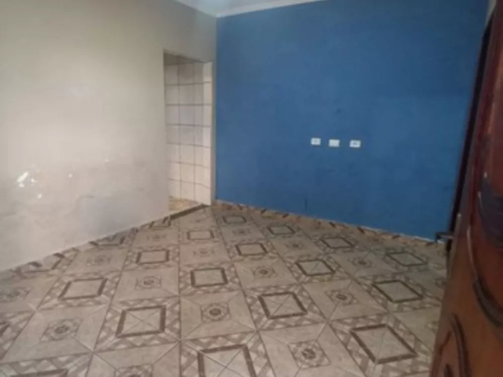 Casa à venda com 3 quartos, 150m² - Foto 2