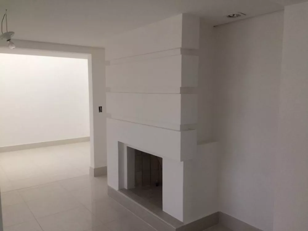 Cobertura à venda com 4 quartos, 624m² - Foto 1