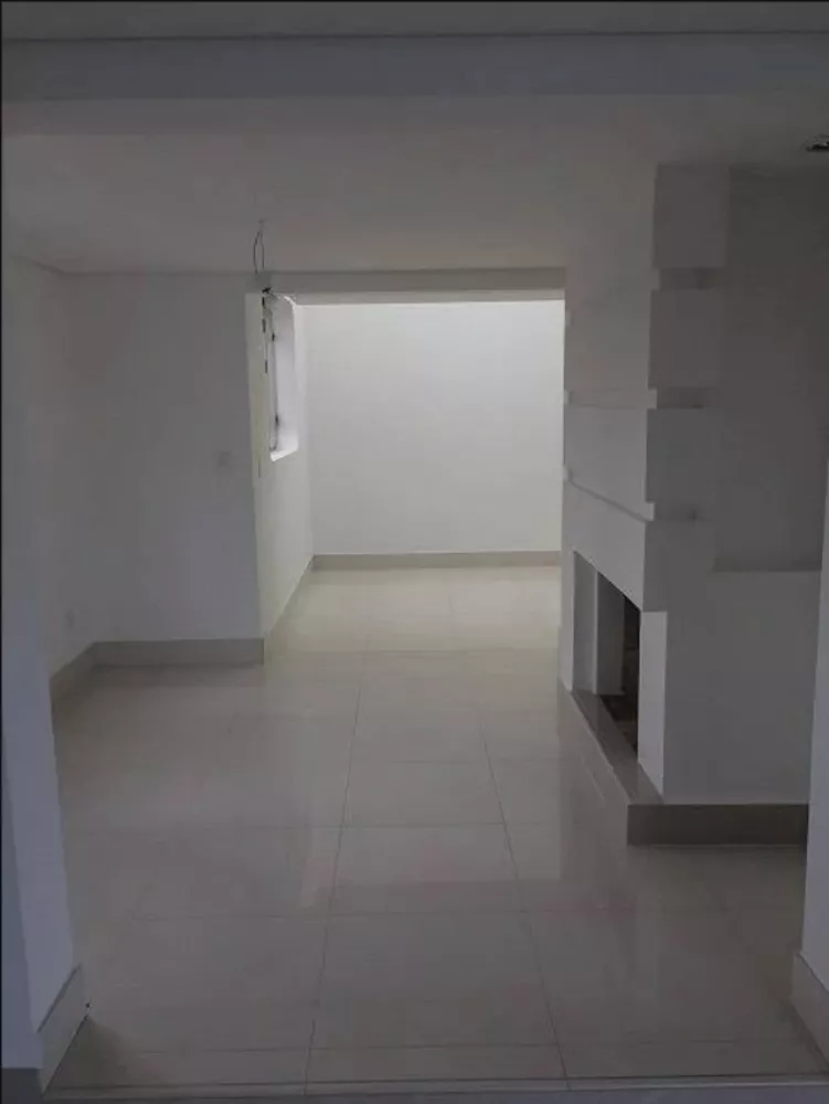 Cobertura à venda com 4 quartos, 624m² - Foto 2