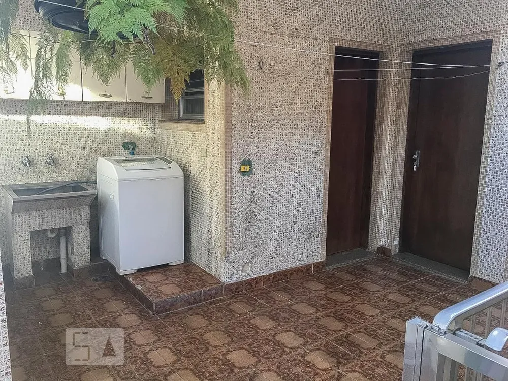 Casa, 4 quartos, 250 m² - Foto 1