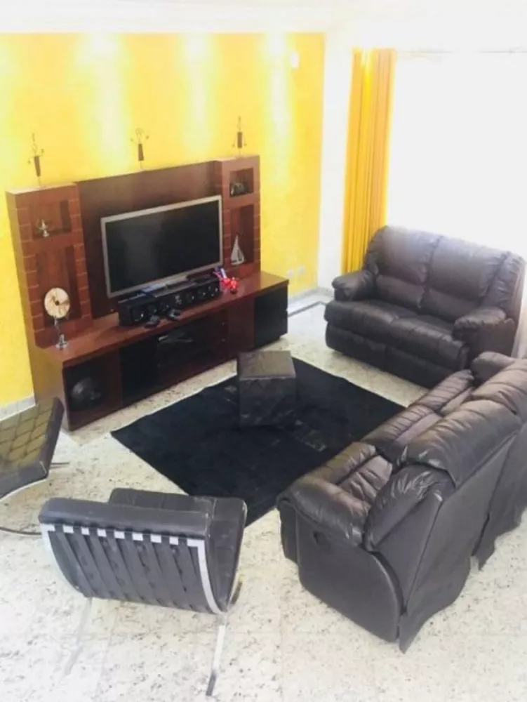 Casa, 3 quartos, 440 m² - Foto 1