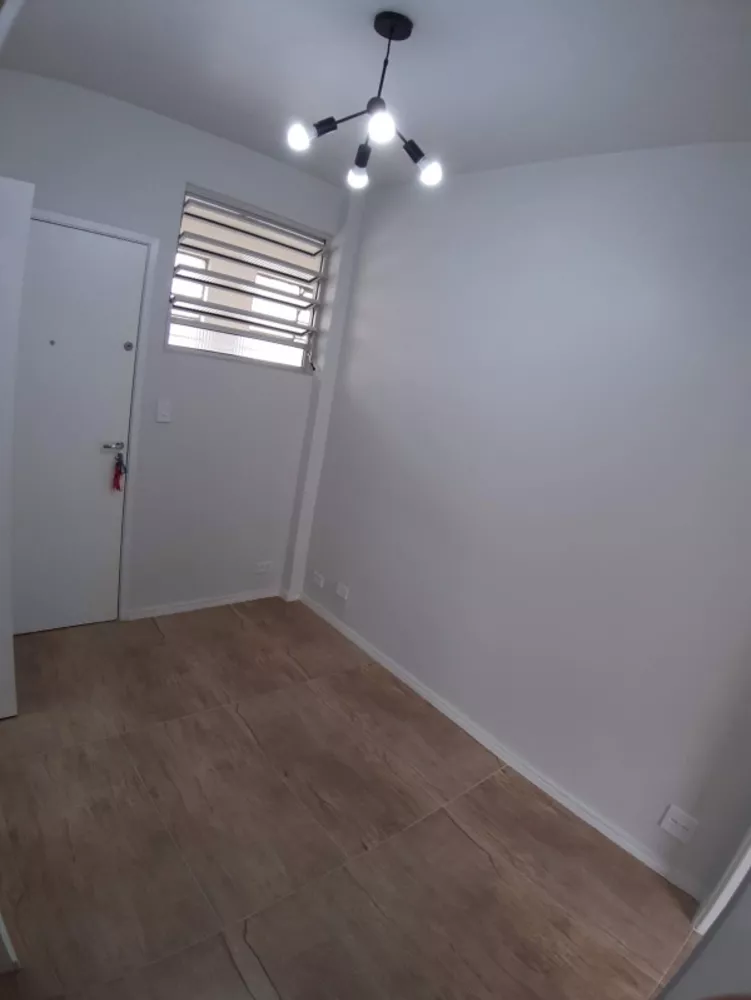 Apartamento à venda com 1 quarto, 26m² - Foto 2