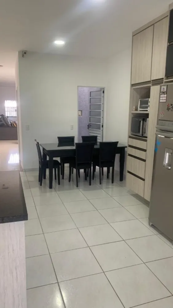 Casa, 3 quartos, 200 m² - Foto 3