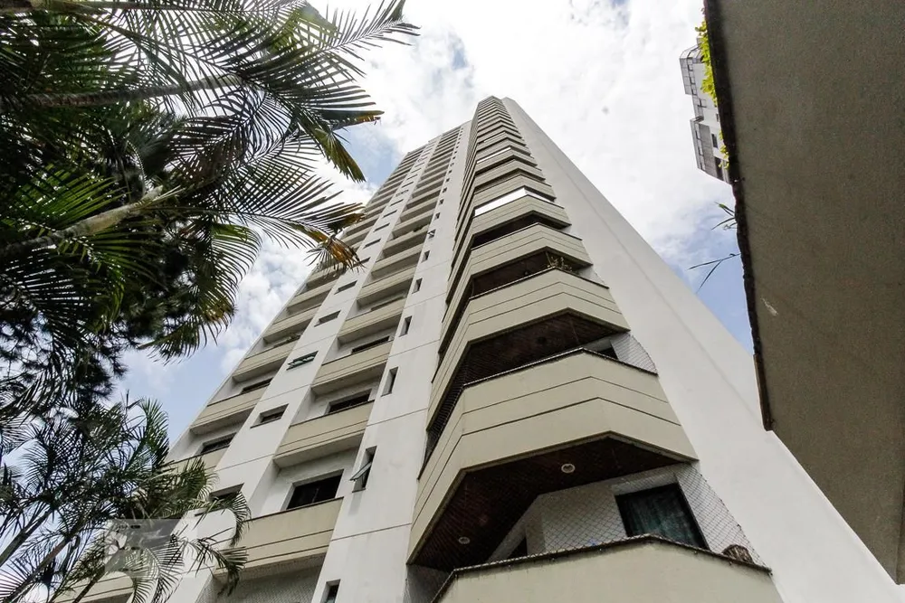 Apartamento, 3 quartos, 210 m² - Foto 1