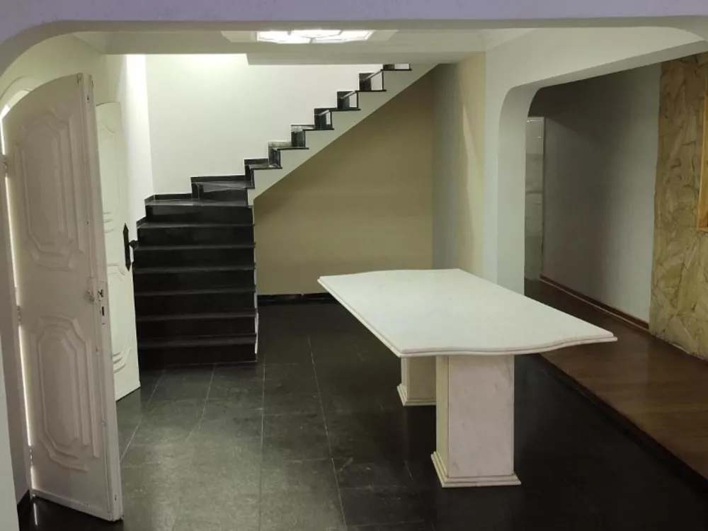 Casa, 5 quartos, 138 m² - Foto 3