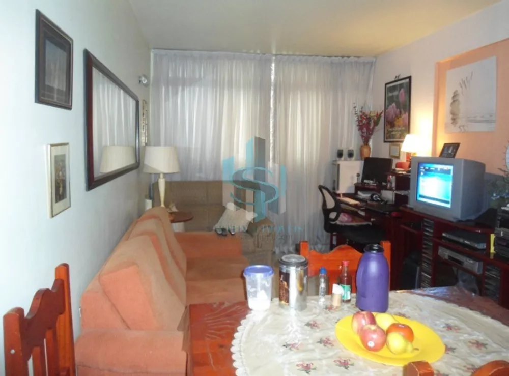 Apartamento à venda com 1 quarto, 45m² - Foto 2