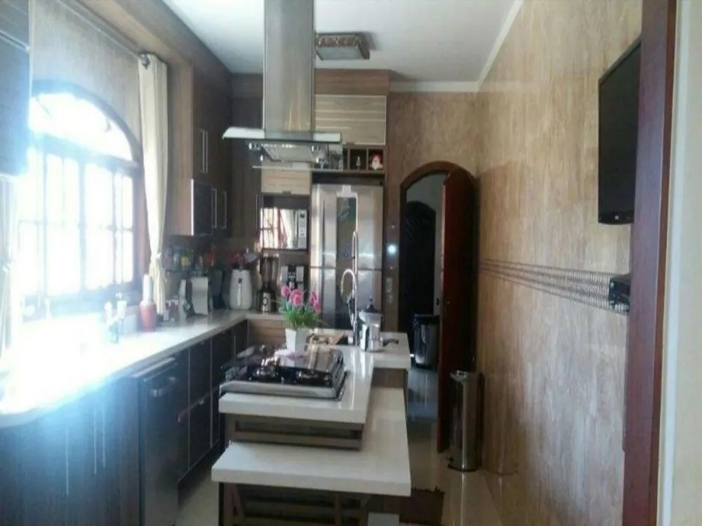 Casa, 5 quartos, 450 m² - Foto 2