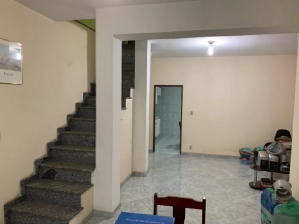 Casa à venda com 3 quartos, 192m² - Foto 3