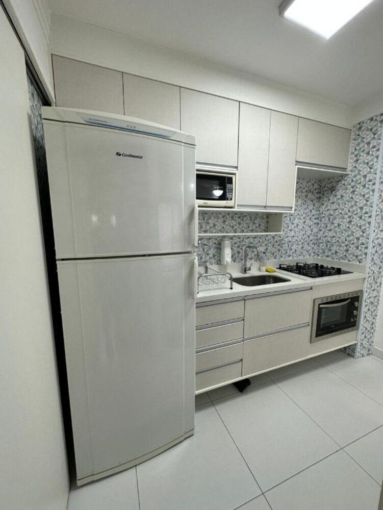 Apartamento, 1 quarto, 28 m² - Foto 2