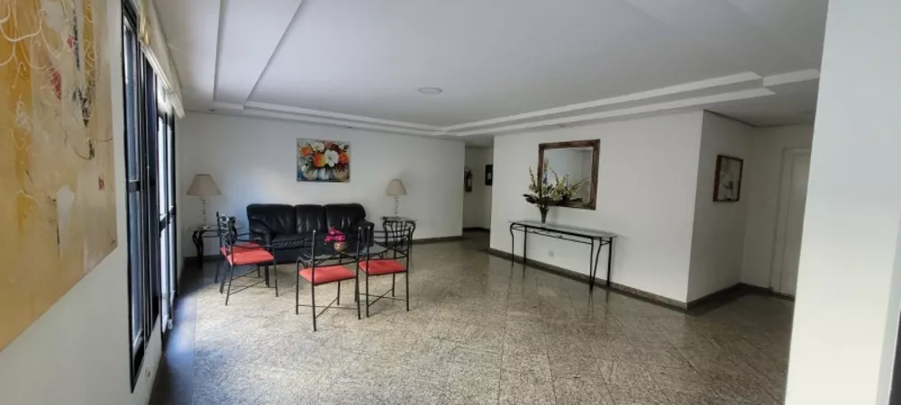 Apartamento à venda com 1 quarto, 40m² - Foto 13