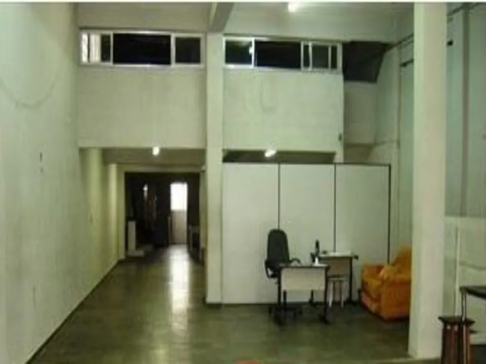 Depósito-Galpão, 1100 m² - Foto 1
