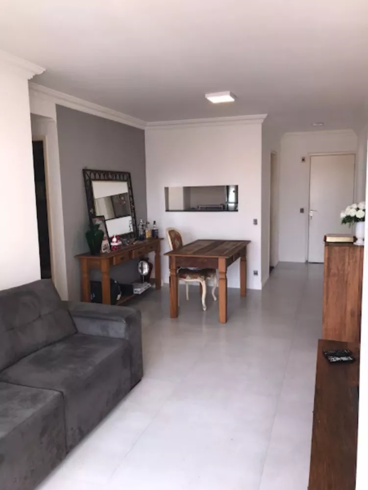 Apartamento à venda com 3 quartos, 75m² - Foto 3