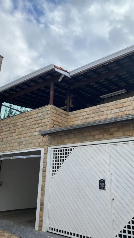 Casa, 3 quartos, 240 m² - Foto 1