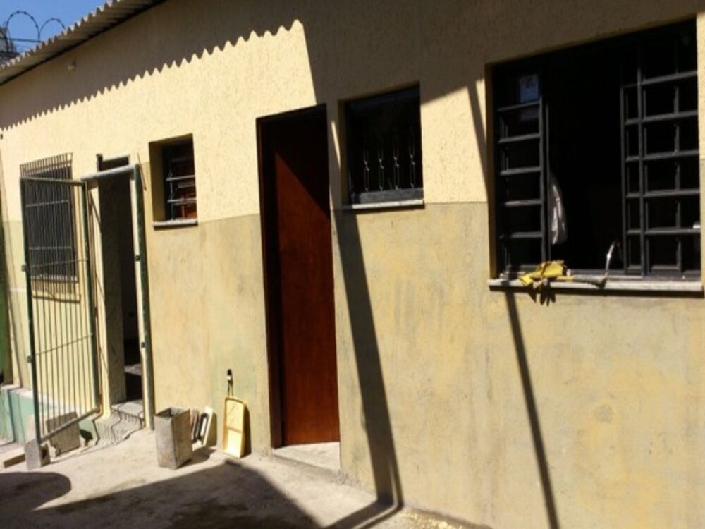 Depósito-Galpão-Armazém à venda, 240m² - Foto 4