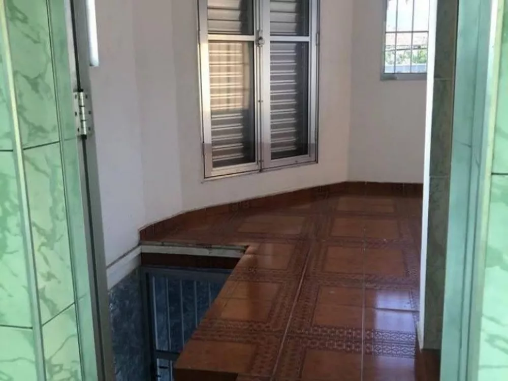 Casa à venda com 4 quartos, 180m² - Foto 5