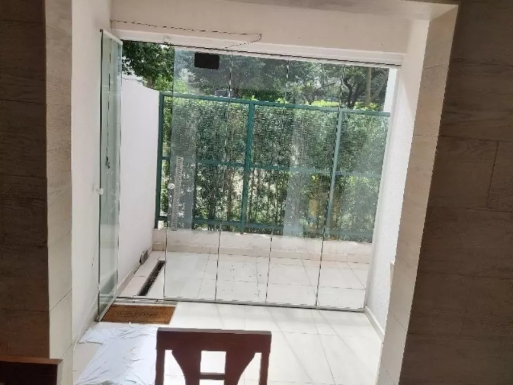 Apartamento à venda com 3 quartos, 96m² - Foto 3