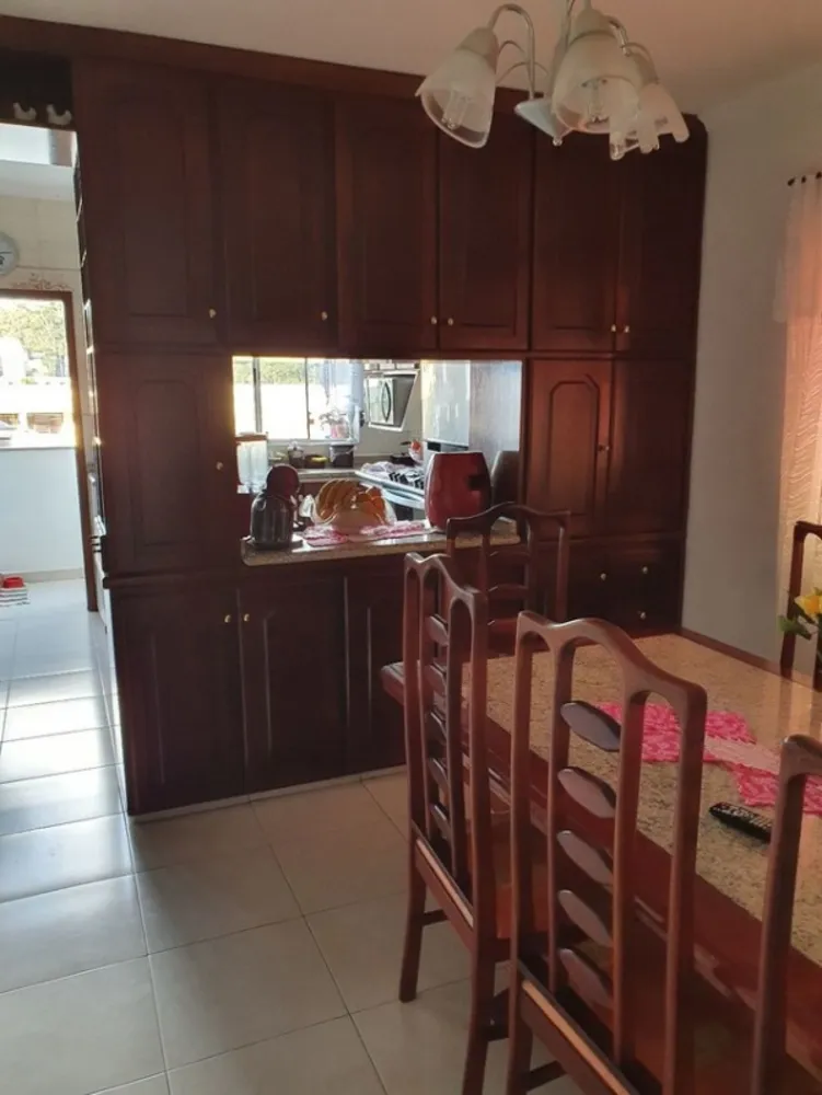 Casa, 3 quartos, 137 m² - Foto 1