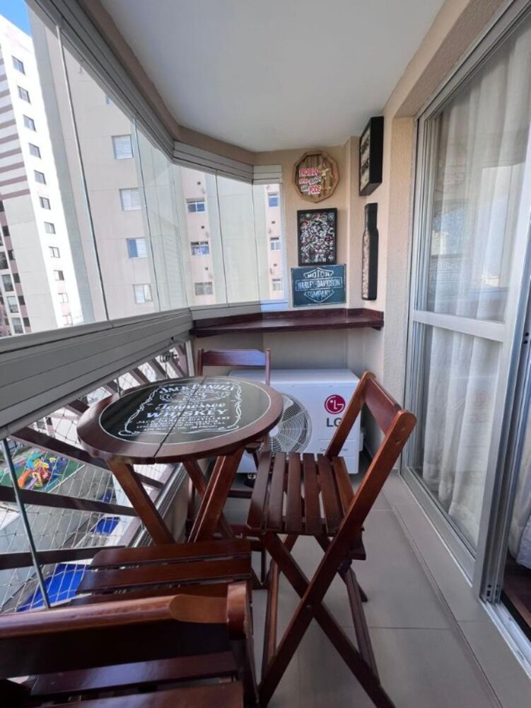 Apartamento à venda com 3 quartos, 74m² - Foto 3