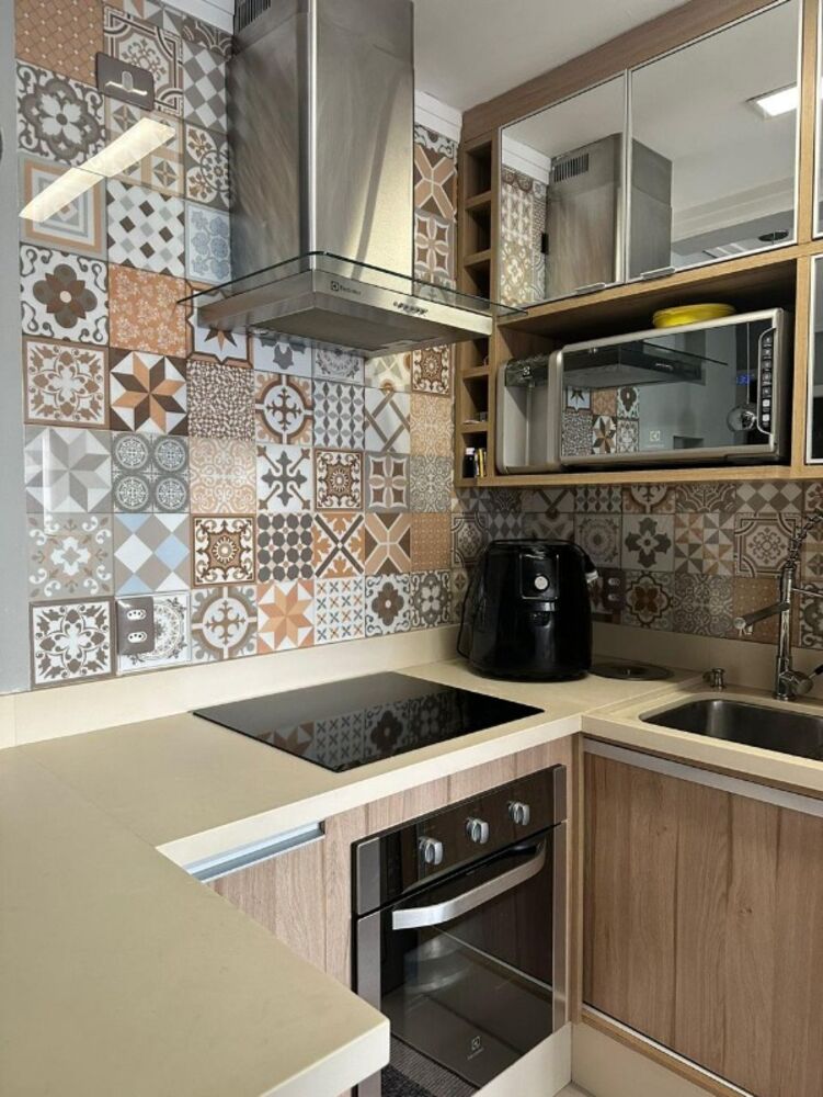 Apartamento à venda com 2 quartos, 65m² - Foto 3