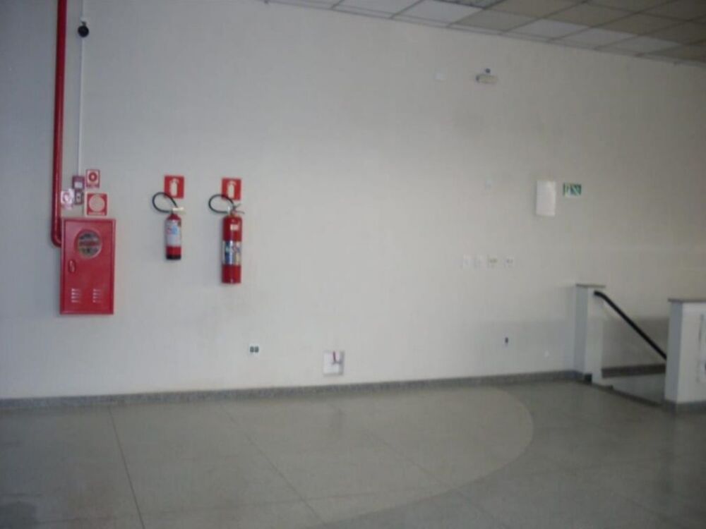 Depósito-Galpão, 811 m² - Foto 2