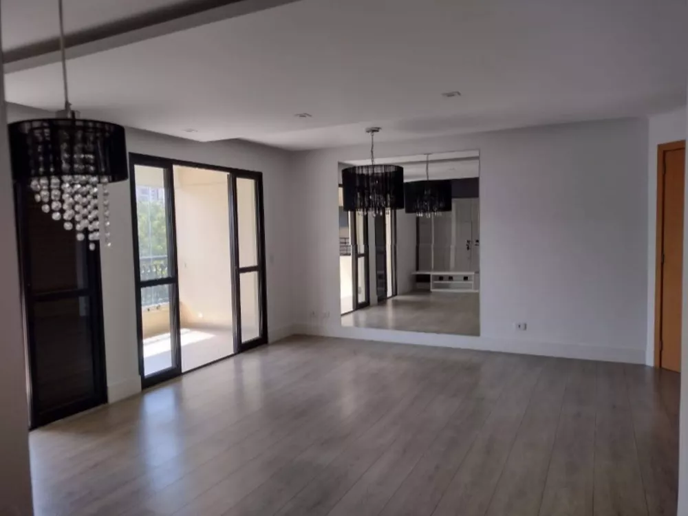 Apartamento à venda com 3 quartos, 97m² - Foto 1