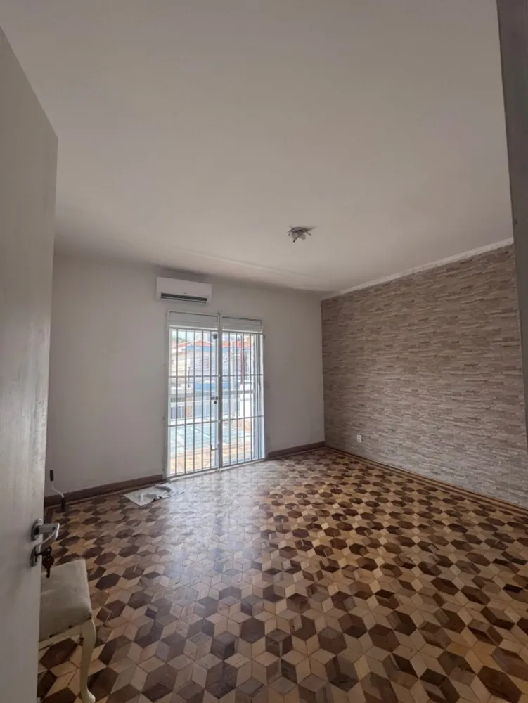 Casa, 2 quartos, 200 m² - Foto 1
