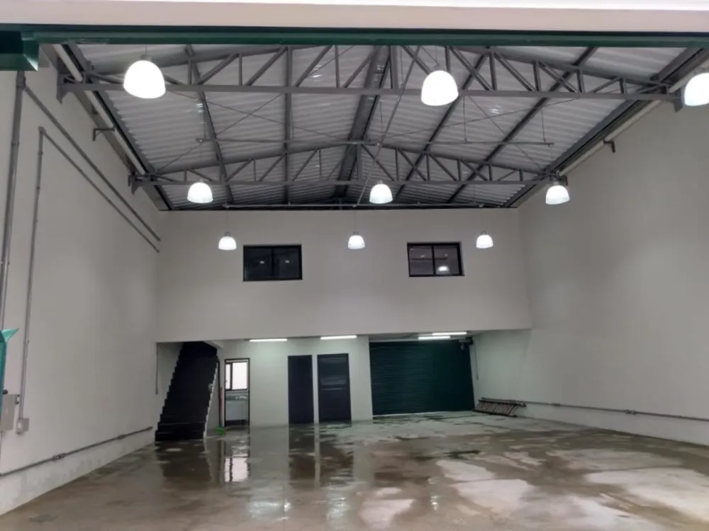 Depósito-Galpão, 254 m² - Foto 1