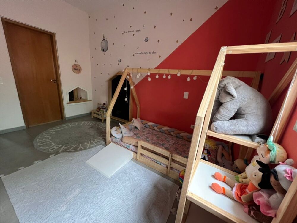 Casa à venda com 3 quartos, 272m² - Foto 8