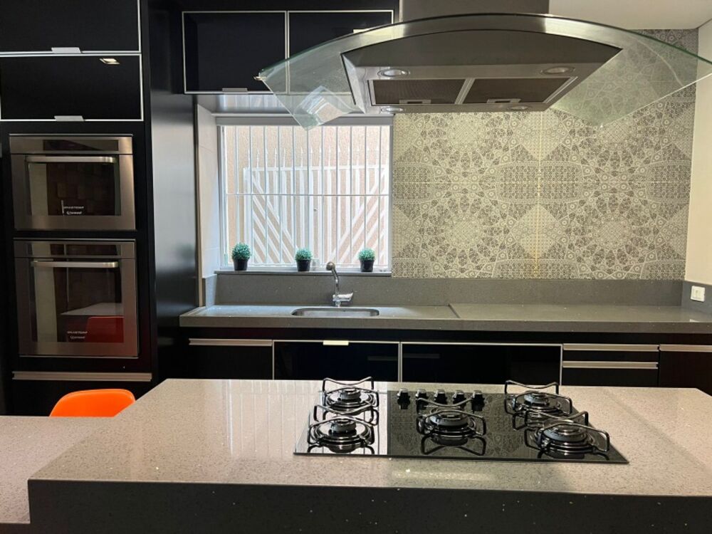 Casa à venda com 3 quartos, 272m² - Foto 18