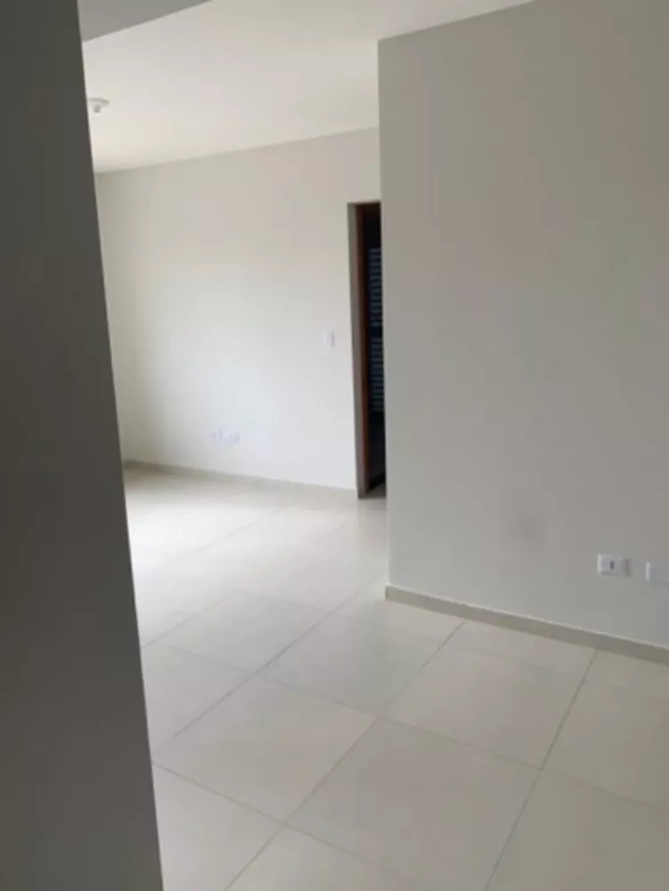 Apartamento à venda com 2 quartos, 60m² - Foto 2