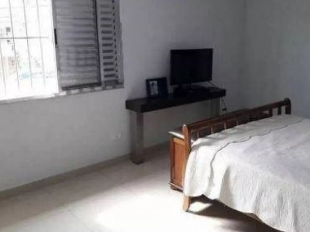 Casa à venda com 3 quartos, 235m² - Foto 5