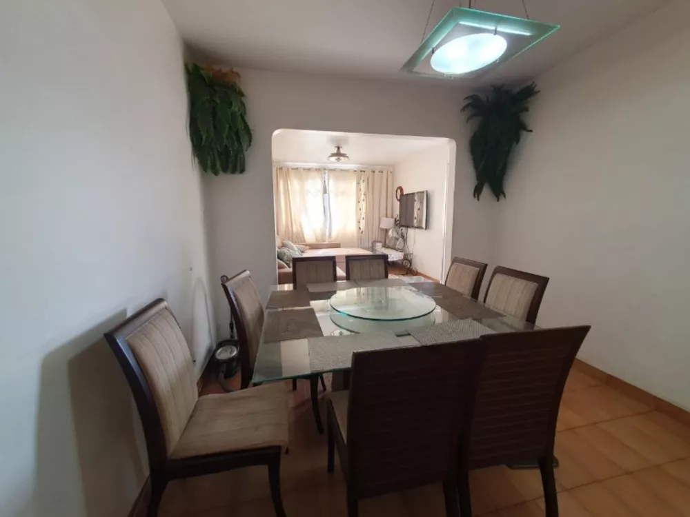 Apartamento à venda com 3 quartos, 130m² - Foto 4