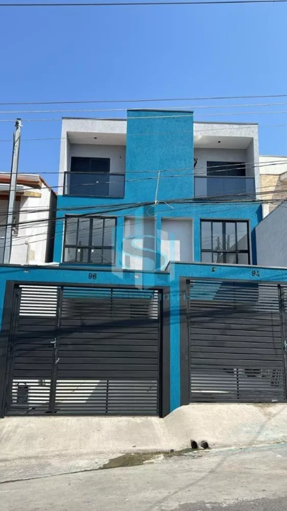 Casa à venda com 3 quartos, 110m² - Foto 1