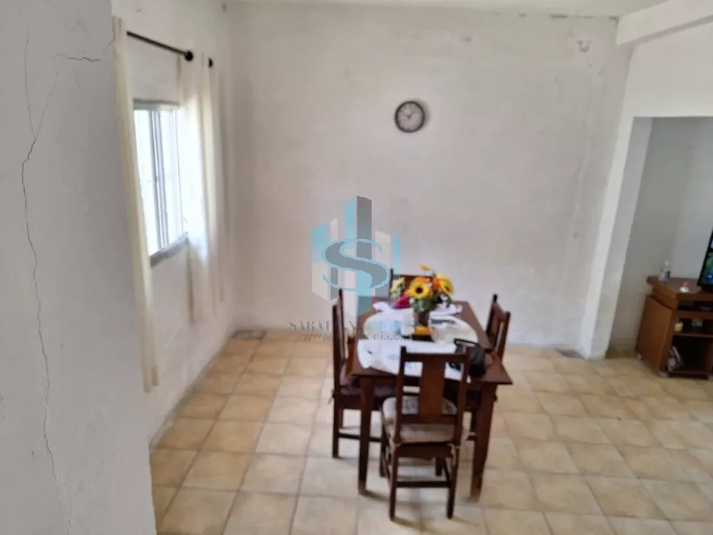 Casa à venda com 3 quartos, 150m² - Foto 2