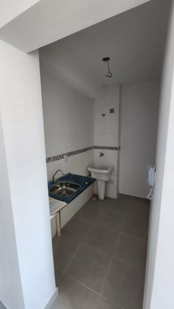 Apartamento, 1 quarto, 32 m² - Foto 2