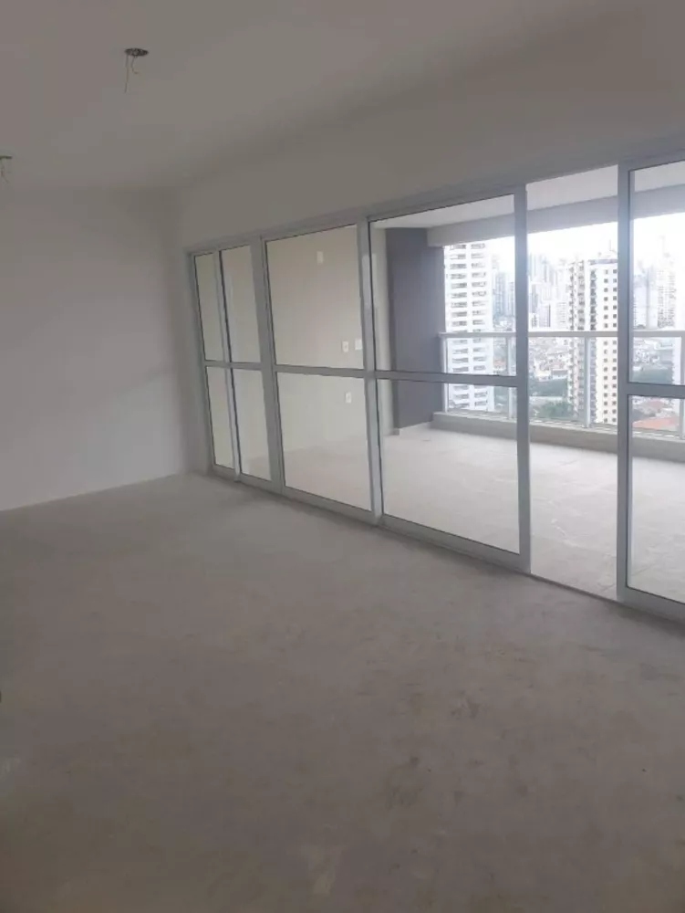 Apartamento à venda com 3 quartos, 134m² - Foto 2