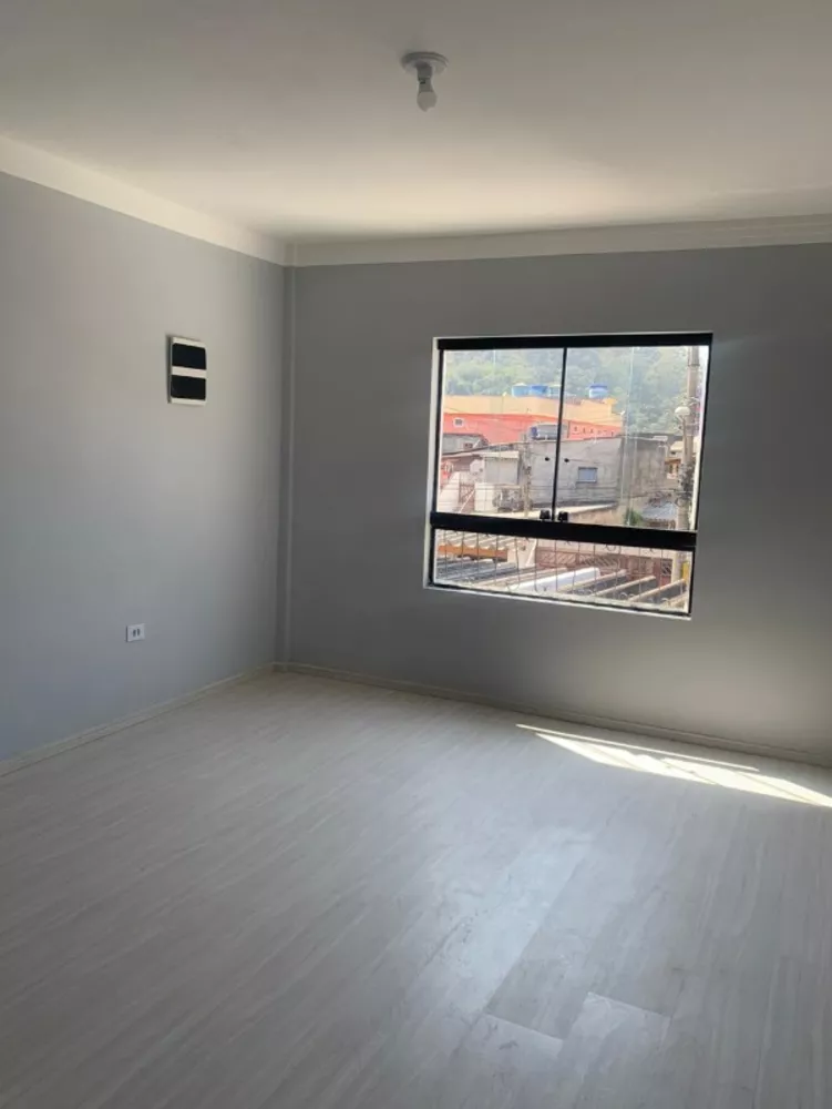 Casa à venda com 3 quartos, 270m² - Foto 8