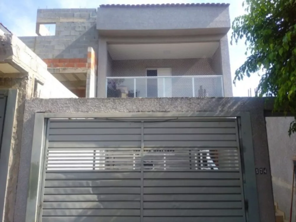 Casa à venda com 3 quartos, 400m² - Foto 1